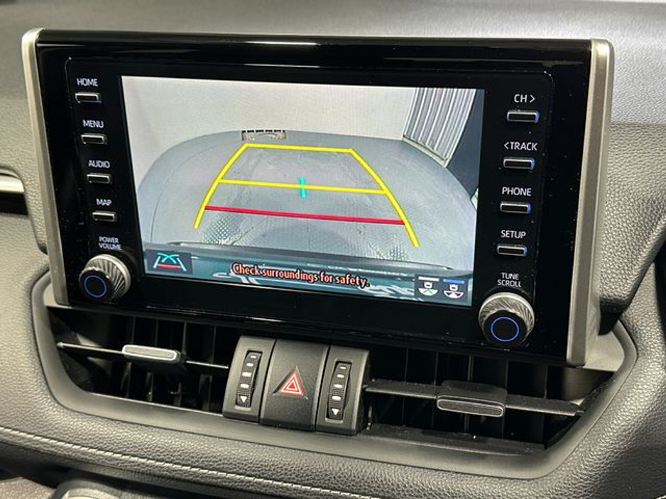 2021 Toyota Rav4 - image 14