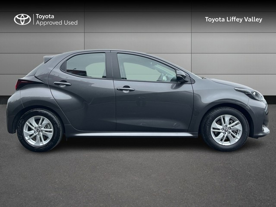 2025 Toyota Yaris Yaris Hybrid 115 Luna €27,450