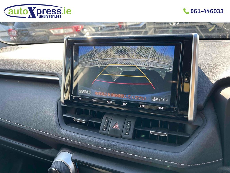 2022 Toyota Rav4 - image 8