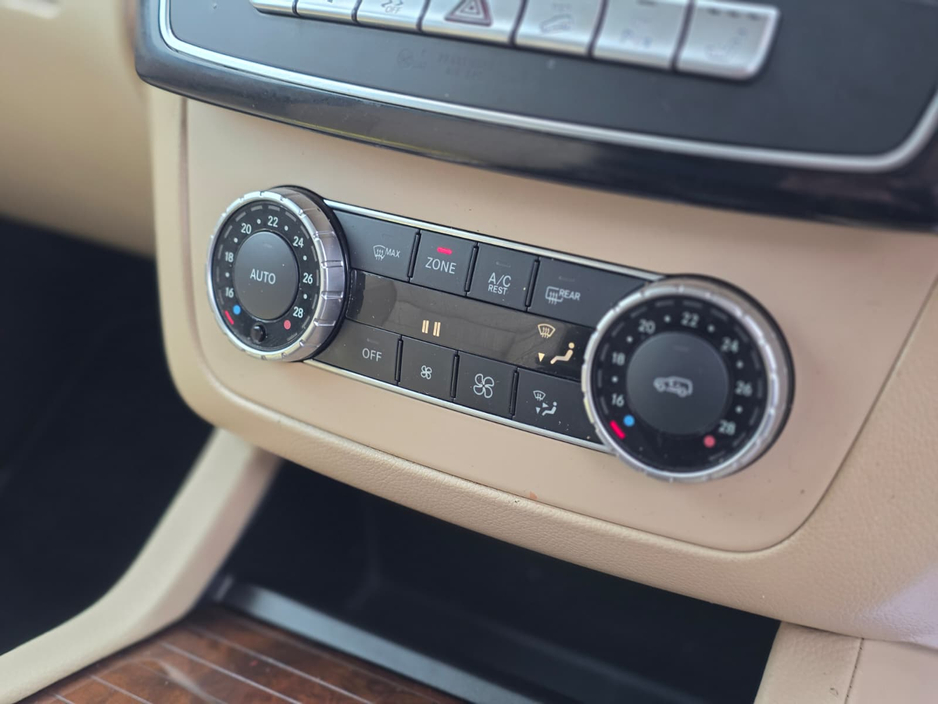 2016 Mercedes-Benz G Class - image 14