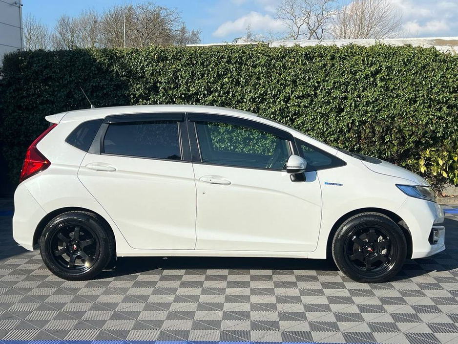 2018 Honda Fit - image 2