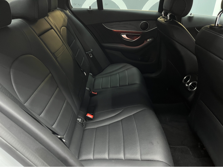 2019 Mercedes-Benz C Class €27950 2019 MERCEDES-BENZ C220D AVANTGARDE AMG LINE 2.0 AUTOMATIC / CRUISE CONTROL / REVERSE CAMERA / ELECTRIC MEMORY & HEATED SEATS / AMBIENT LIGHTS / PADDLE SHIFTERS €27,950