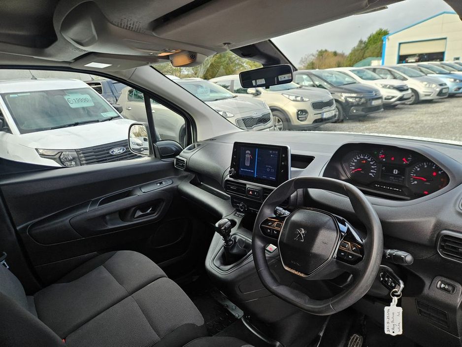 2022 Peugeot Partner Professional Plus 1.5 Blue HDI €15,990