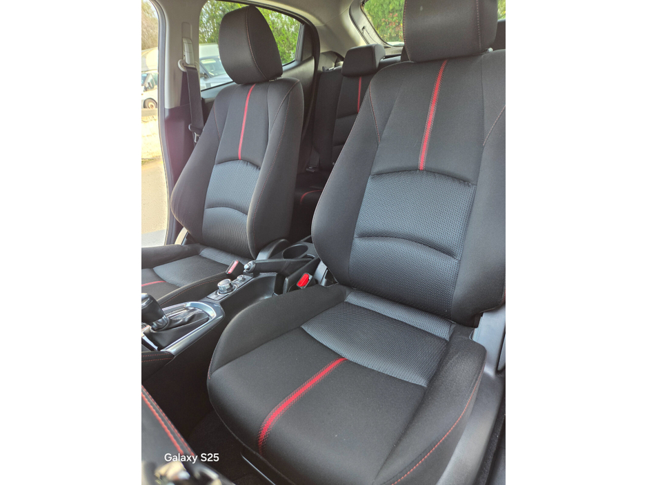 2016 Mazda Demio - image 12