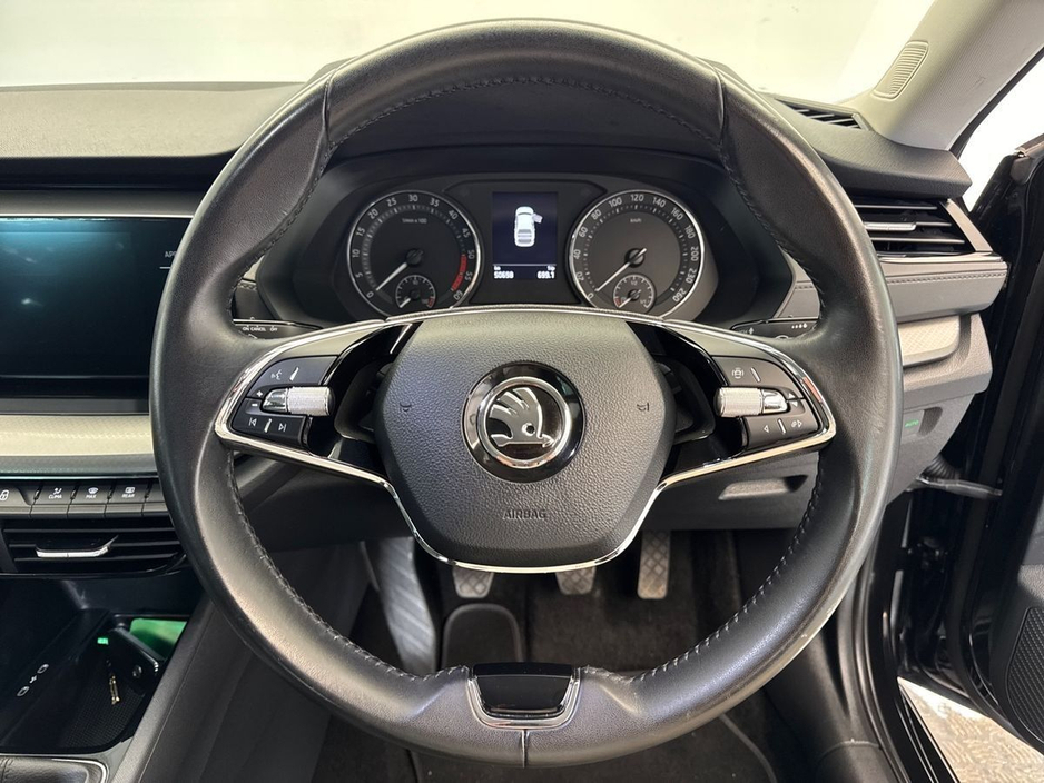 2024 Skoda Octavia - image 12