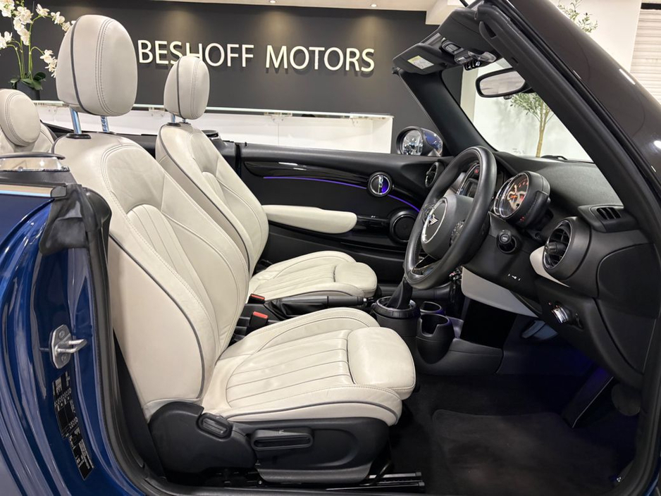 2017 MINI Convertible 1.5 COOPER AUTO=LOW MILES//HUGE SPEC=LEATHER INTERIOR//FULL SERVICE HISTORY=171 D REG=ONLY €270 ANNUAL ROAD TAX//TAILORED FINANCE PACKAGES AVAILABLE=T €17,995