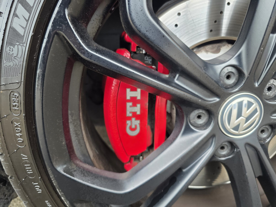 2019 Volkswagen Golf - image 11