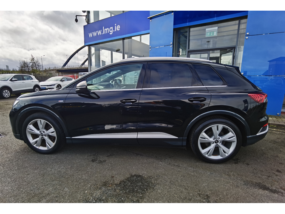 2021 Audi Q4 e-tron - image 8