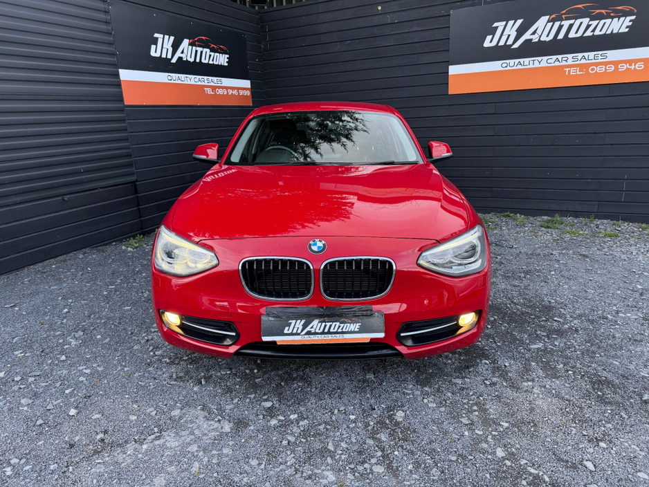 2013 BMW 1 Series - image 2