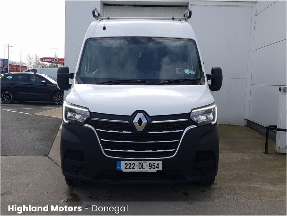 2022 Renault Master - image 9
