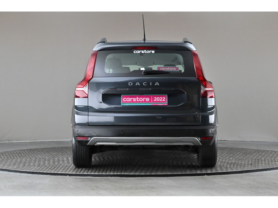 2022 Dacia Jogger - image 8