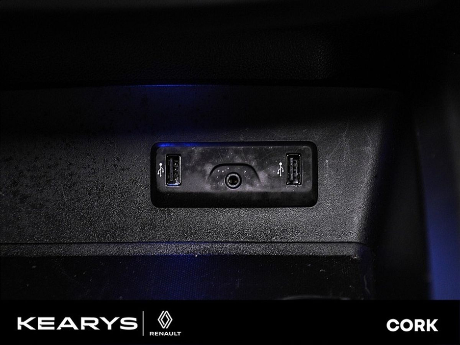 2019 Renault Kadjar - image 21