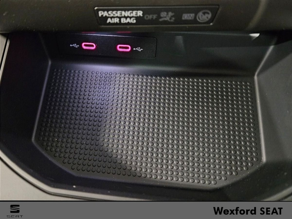 2025 SEAT Arona Arona 1.0TSI 115hp DSG Xperience €31,475