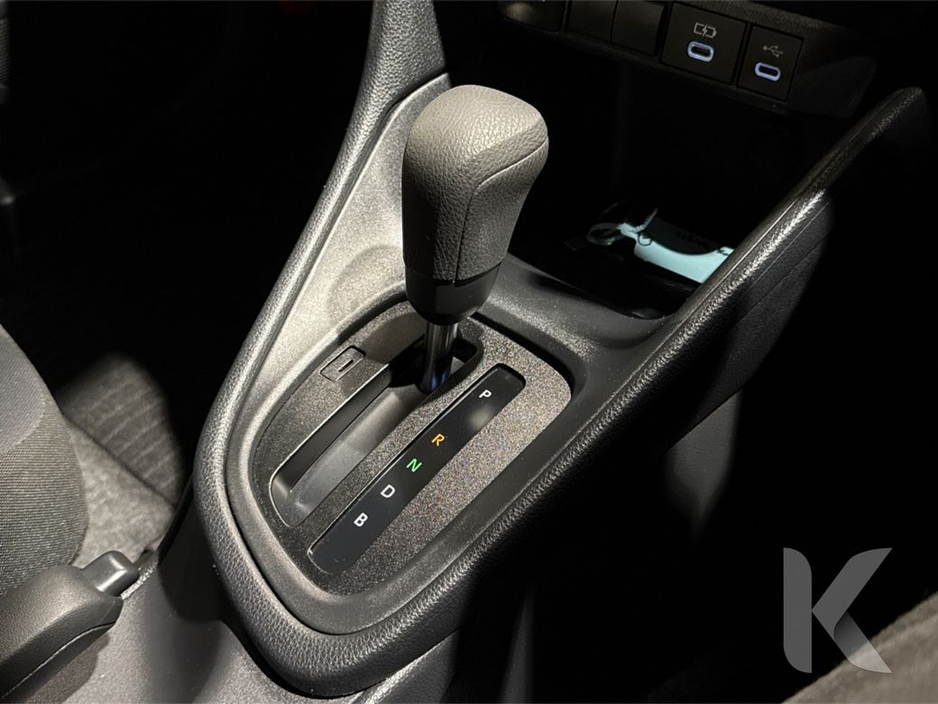 2024 Toyota Yaris - image 20