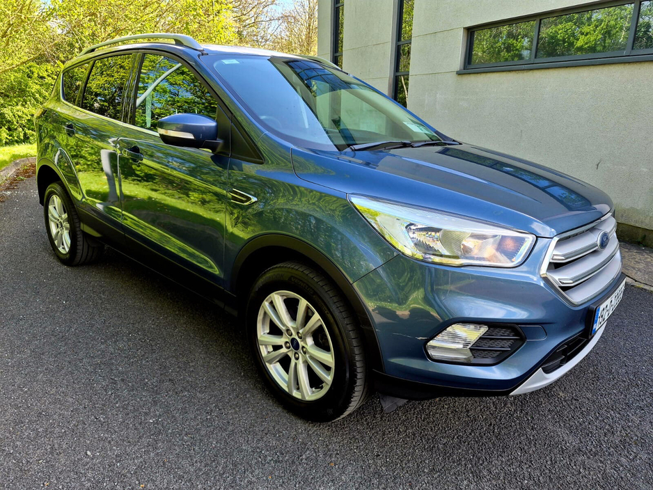 2019 Ford Kuga - image 4