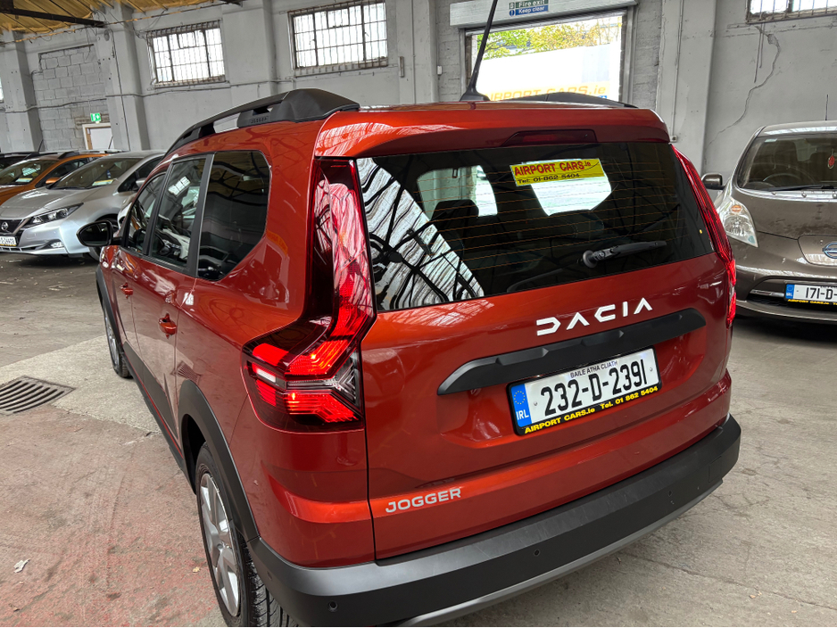 2023 Dacia Jogger - image 12
