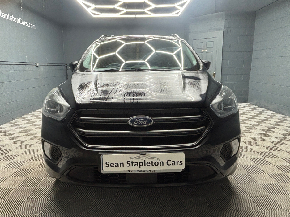 2018 Ford Kuga 1.5 TDCI 120PS FW FWD 4DR ST-LINE €18,500