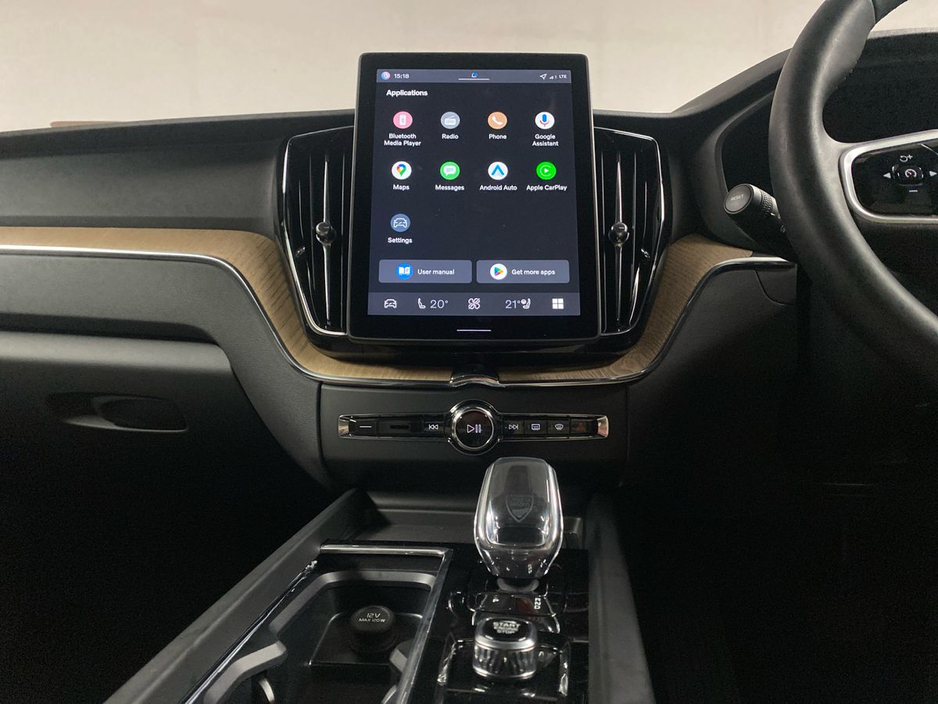 2026 Volvo XC60 - image 17