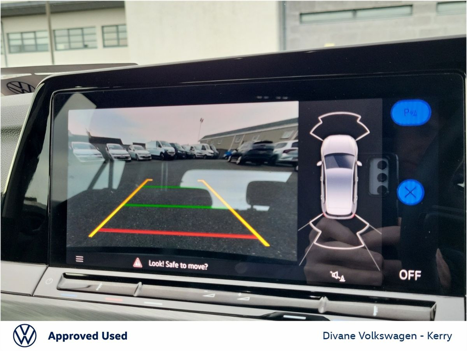 2021 Volkswagen Golf - image 18