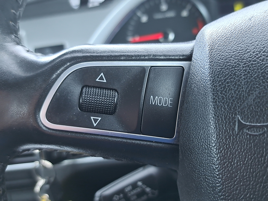 2010 Audi A6 - image 18