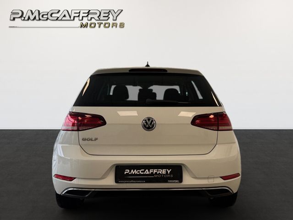 2018 Volkswagen Golf - image 6