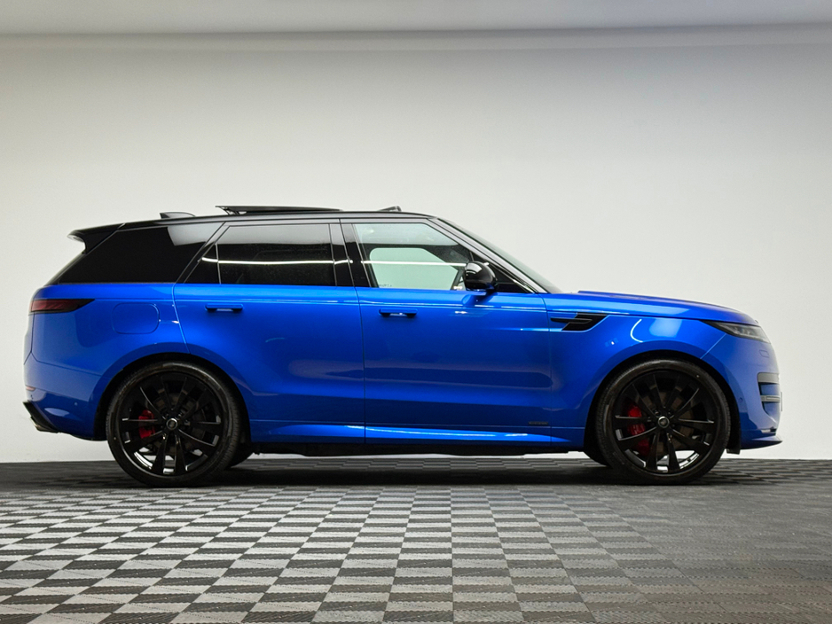 2026 Land Rover Range Rover Sport AUTOBIOGRAPHY P550E VELOCITY BLUE €171,990
