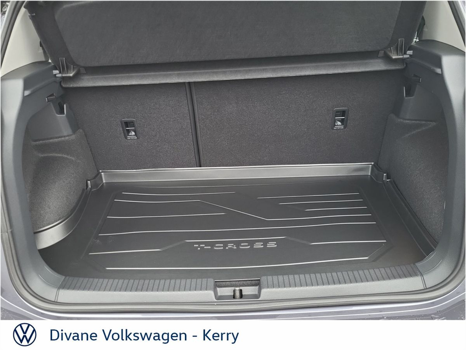 2026 Volkswagen T-Cross - image 10
