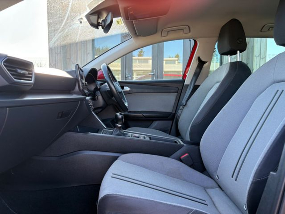 2021 SEAT Leon - image 27