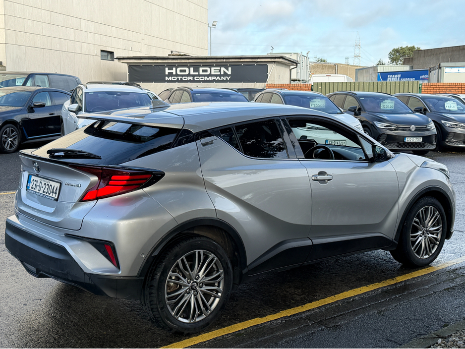 2023 Toyota C-HR KEYLESS ENTRY..FOLDING MIRRORS €22,950
