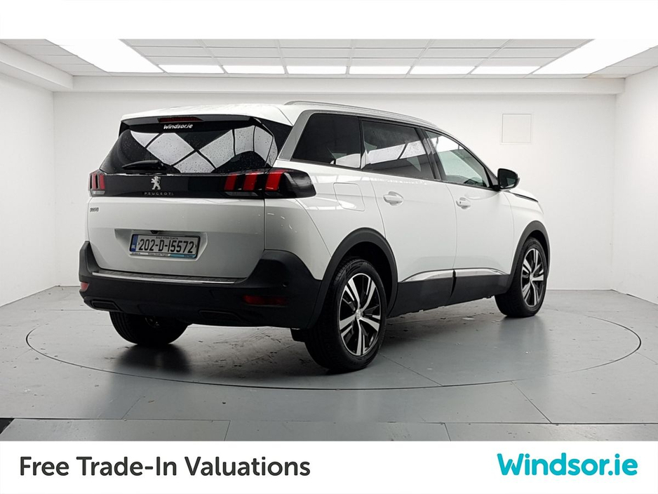 2020 Peugeot 5008 1.2 PureTech 130bhp Allure €29,995