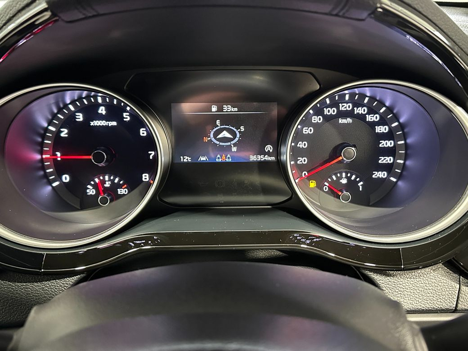 2022 Kia Ceed - image 15