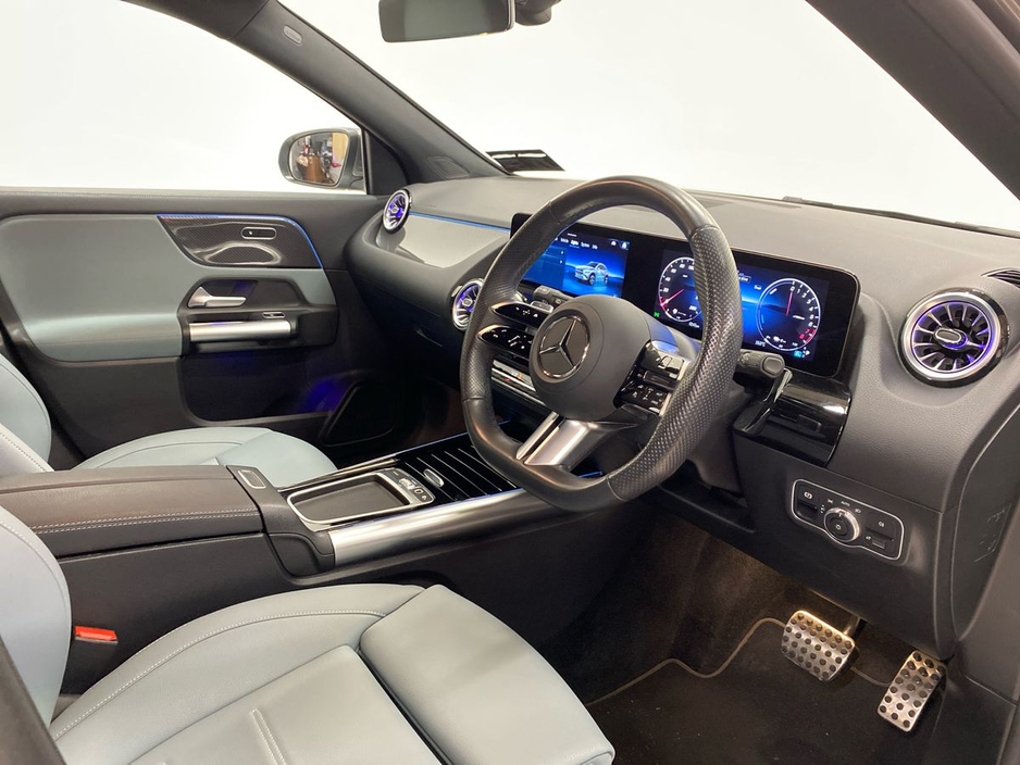 2024 Mercedes-Benz GLA Class - image 9