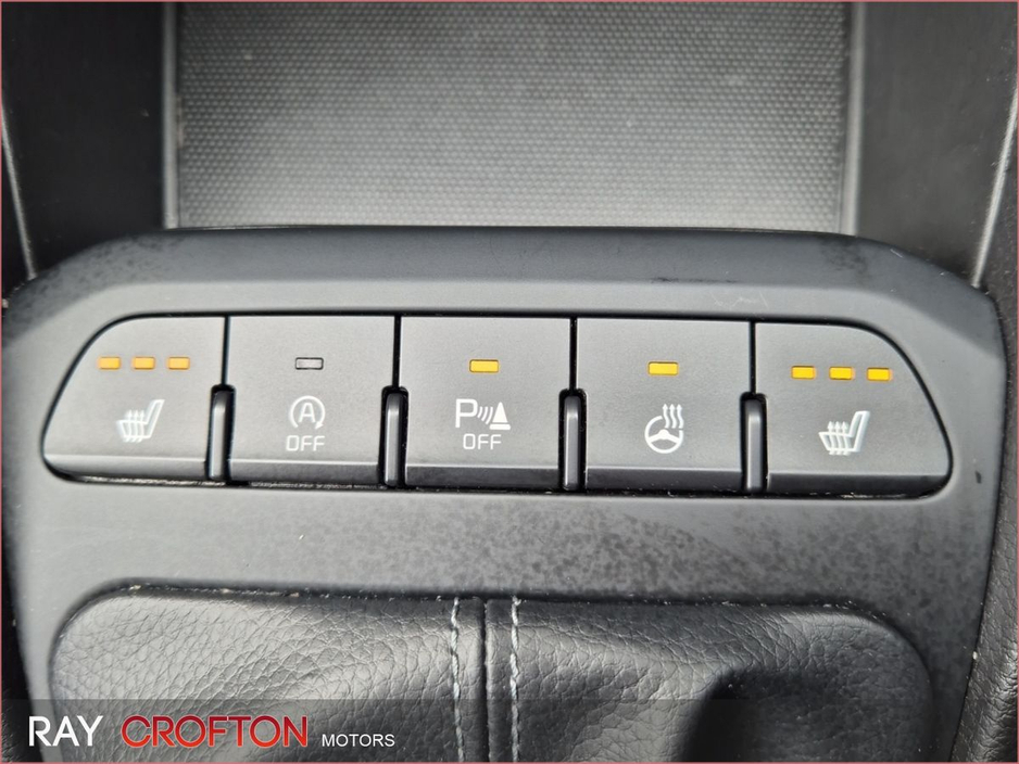 2020 Kia Stonic - image 16