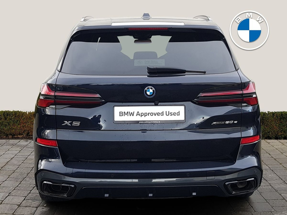 2024 BMW X5 - image 13