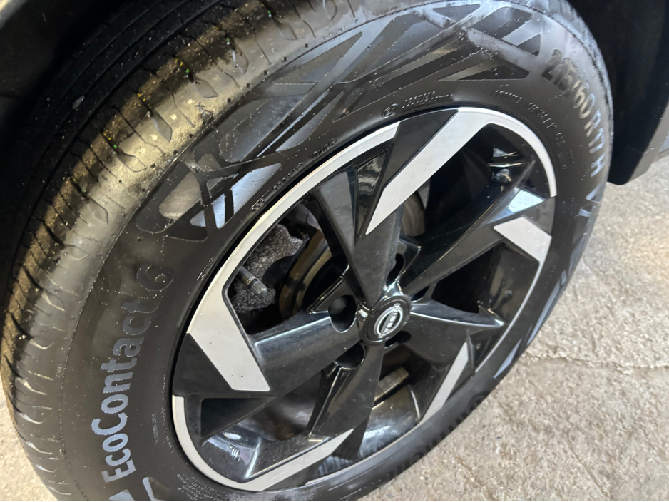 2024 Nissan Juke - image 22