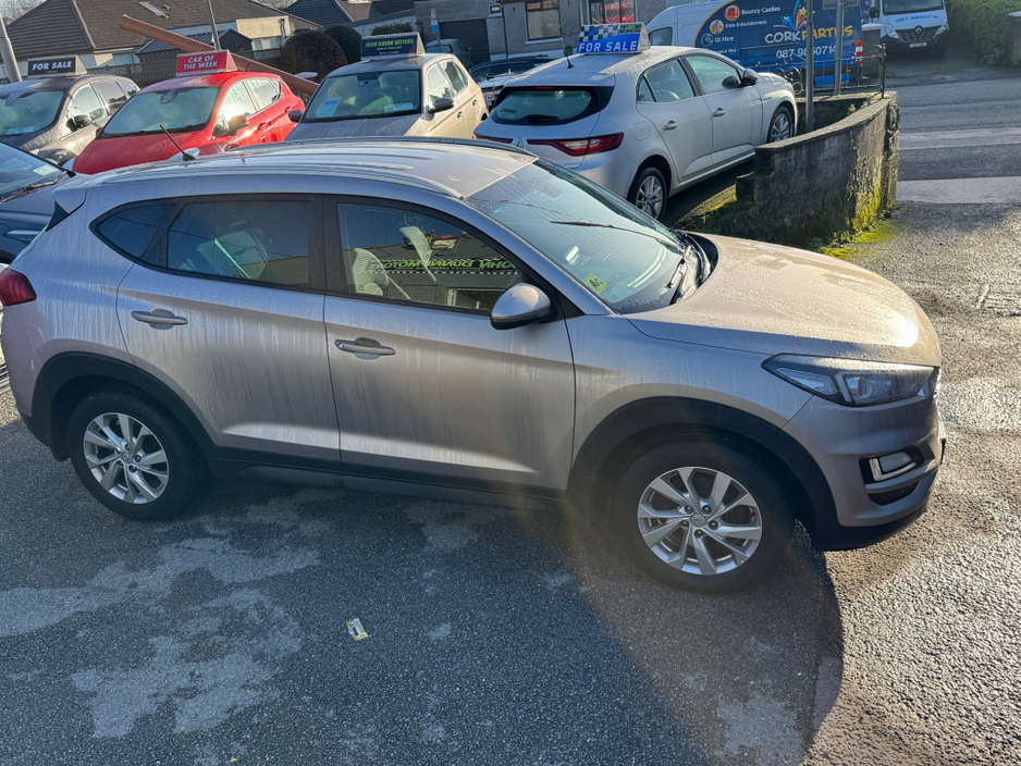 2019 Hyundai Tucson - image 4