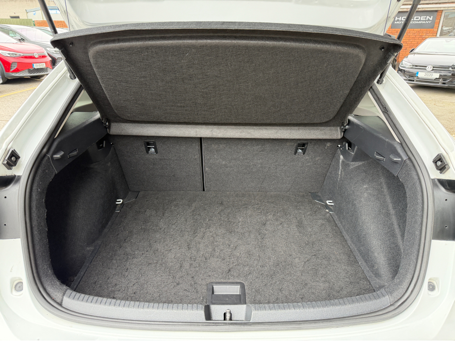 2023 Volkswagen Taigo - image 21