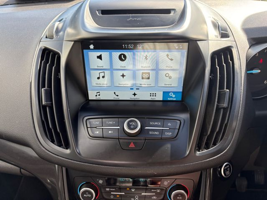 2018 Ford Kuga - image 27