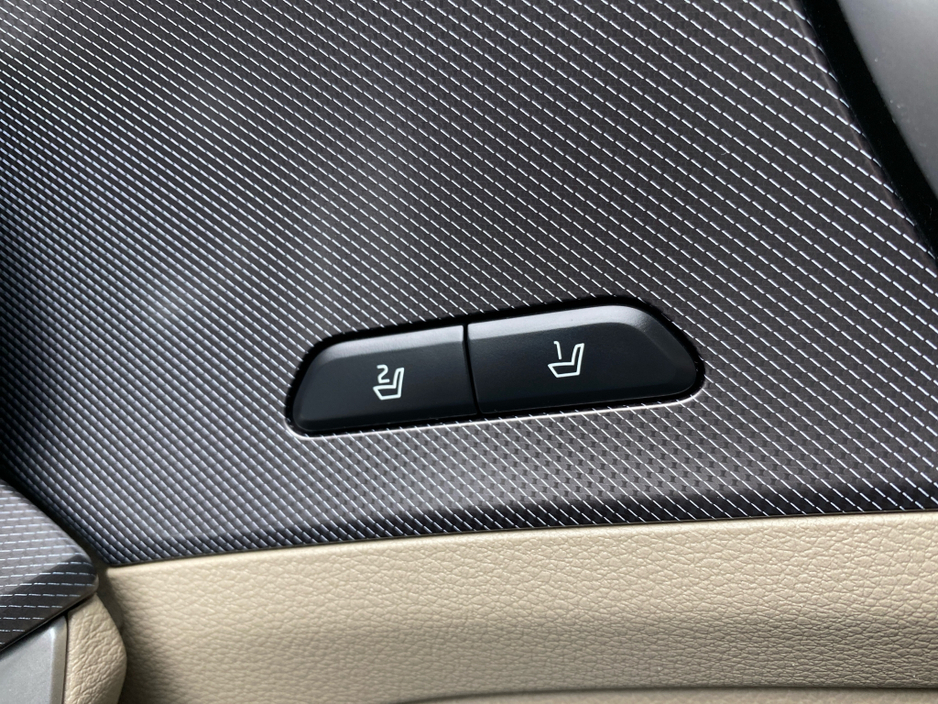 2022 Kia Sportage - image 22