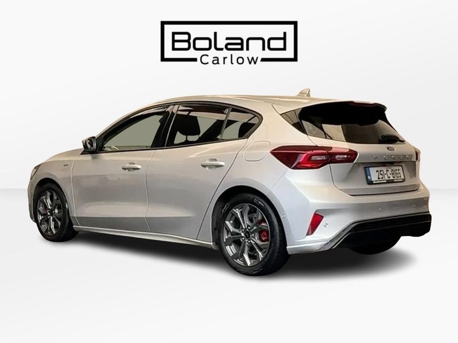 2025 Ford Focus - image 3