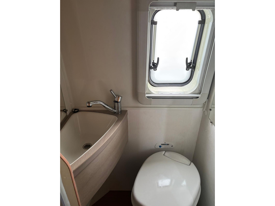 2016 Knaus Tourer Van BOXSTAR 540  2 BERTH  COMPACT VAN TYPE CAMPER  TOILET SHOWER €58,950