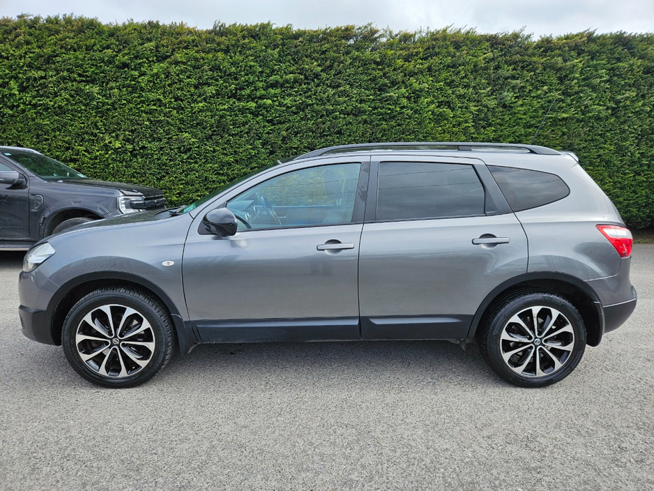 2014 Nissan Qashqai +2 - image 2