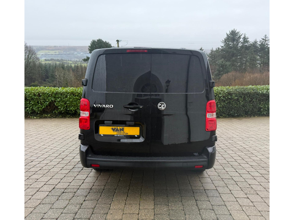 2021 Opel Vivaro 3100 SPORTIVE S/S L2H1 €14,630
