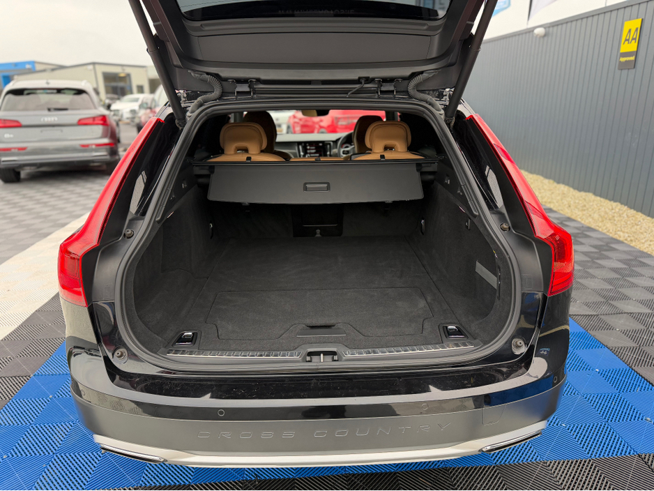 2019 Volvo V90 ** DEPOSIT TAKEN ** CROSSCOUNTRY 4WD - 2.0L DIESEL - AUTO - 12M WARRANTY - CAR: 1705 €31,950