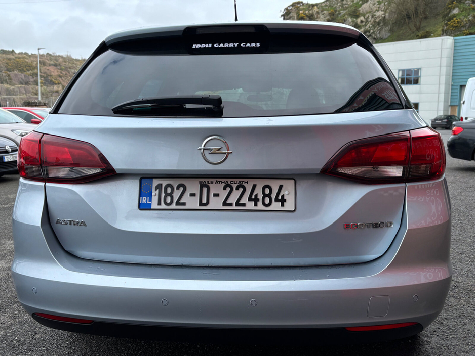 2018 Opel Astra - image 15