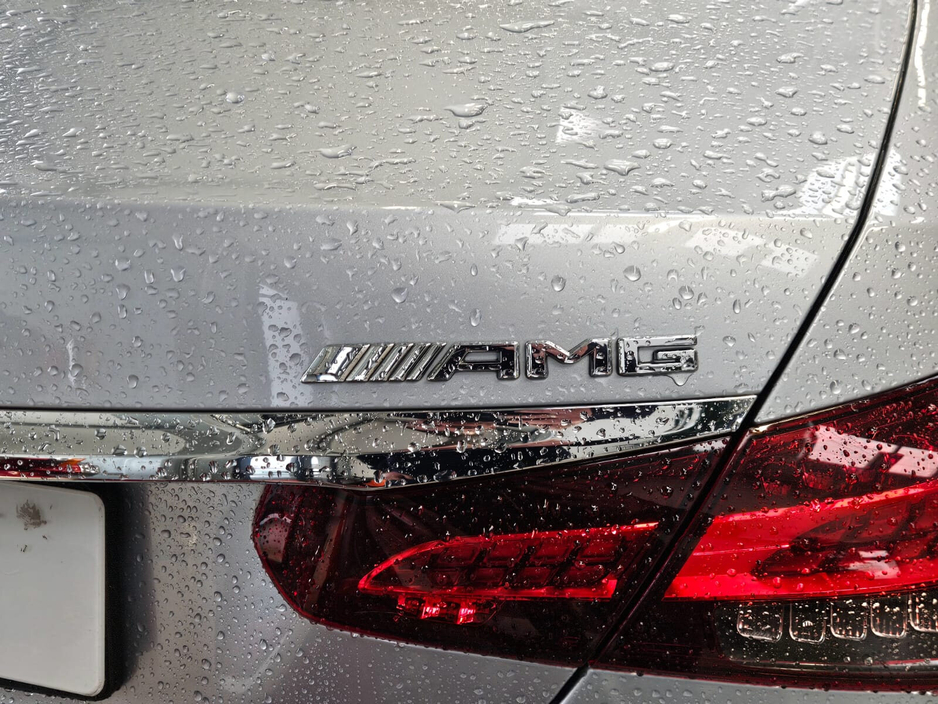 2022 Mercedes-Benz E Class - image 4