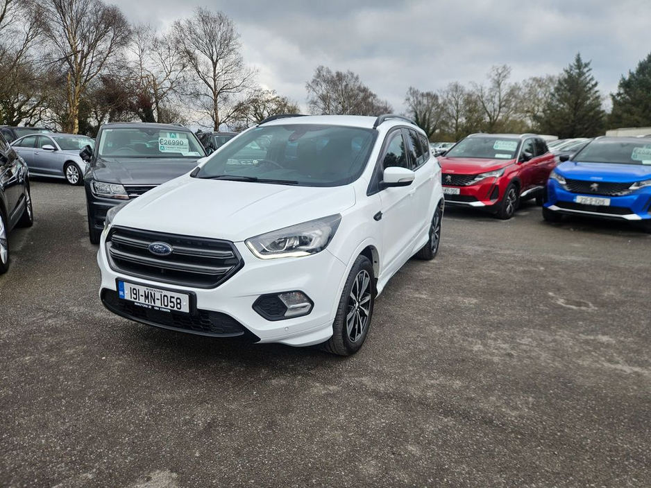 2019 Ford Kuga - image 4