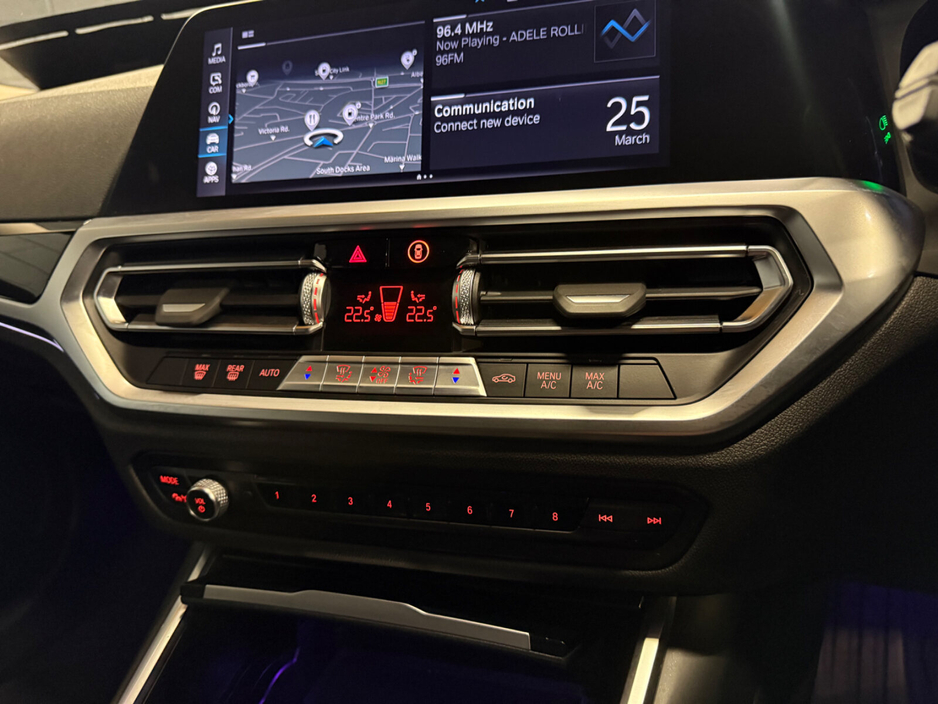 2022 BMW 3 Series - image 14