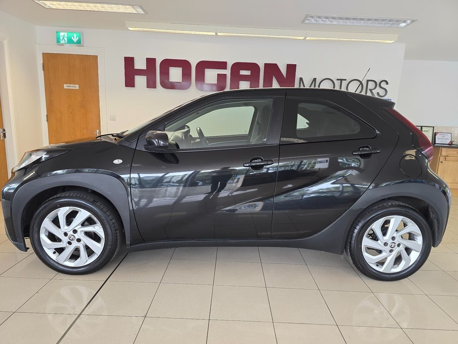 2023 Toyota Aygo X 1.0 Petrol 4DR * Best Spec * €15,900