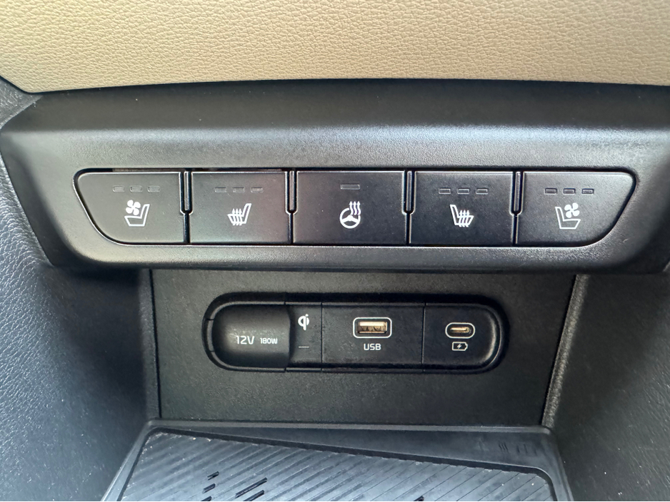 2023 Kia Sportage - image 27